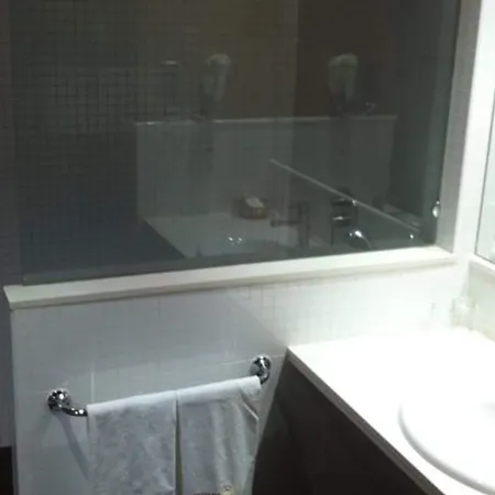 Hotel Cesaraugusta Saragozza