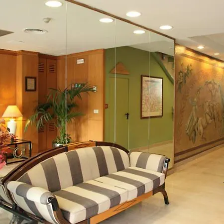 Hotell Cesaraugusta Zaragoza