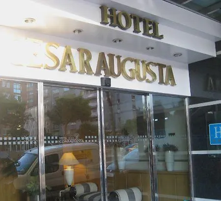 Cesaraugusta فندق 3*