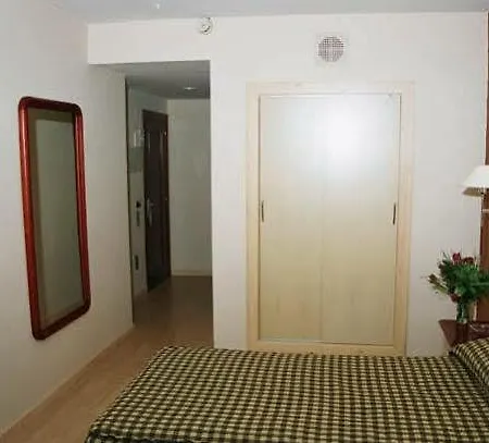 فندق Cesaraugusta سرقسطة